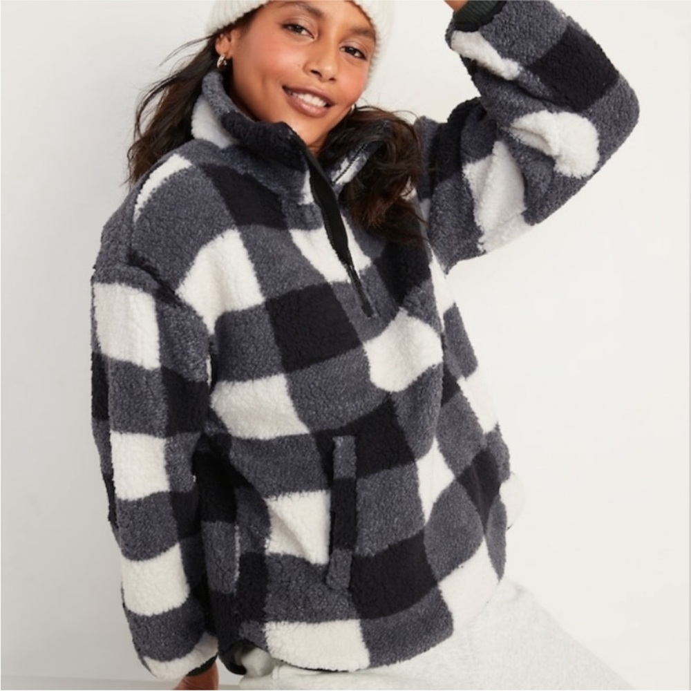 Old Navy Sherpa Half Zip Buffalo
Checked Pullover